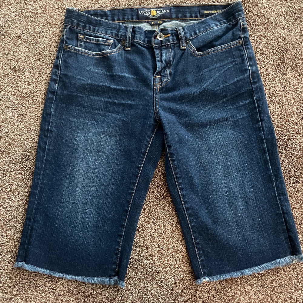 Blue Jean Bermuda shorts